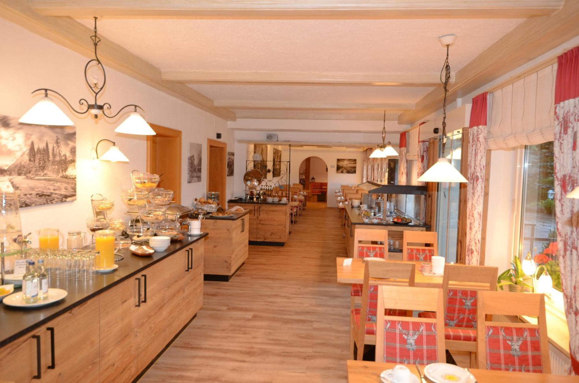 Hotel Cafe Fuggerhof โอเบอร์สทดอร์ฟ ภายนอก รูปภาพ