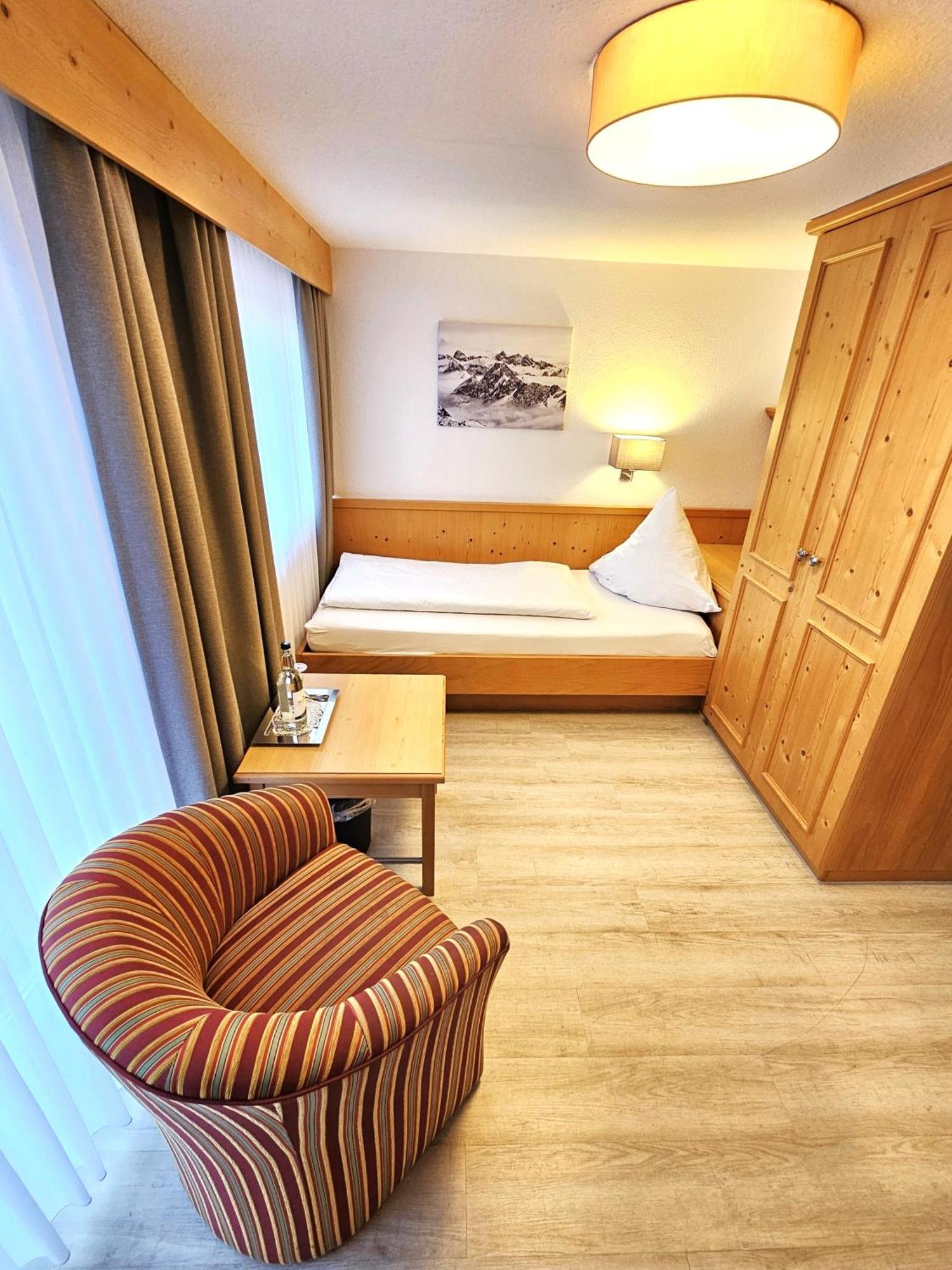 Hotel Cafe Fuggerhof โอเบอร์สทดอร์ฟ ภายนอก รูปภาพ