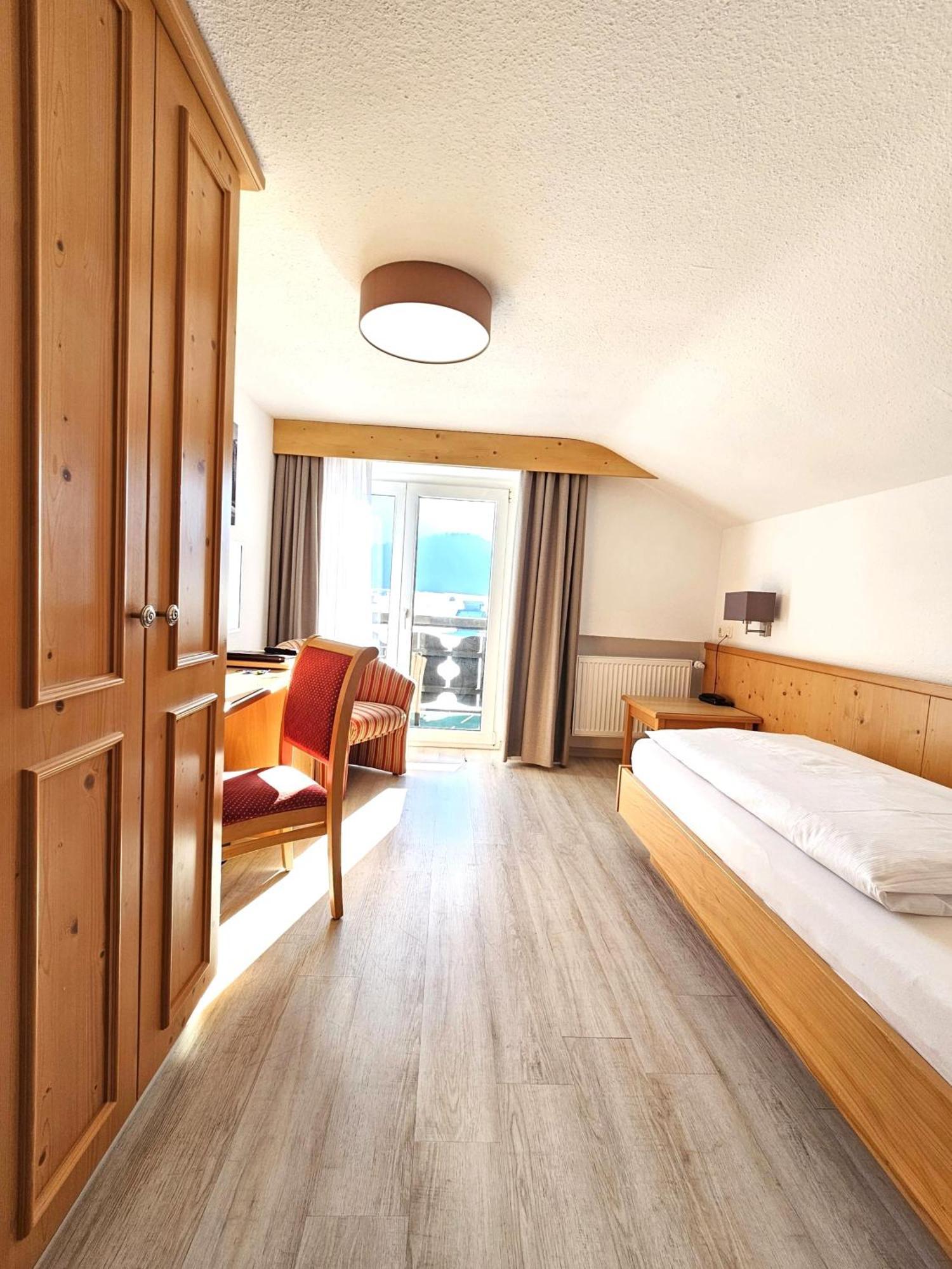 Hotel Cafe Fuggerhof โอเบอร์สทดอร์ฟ ภายนอก รูปภาพ