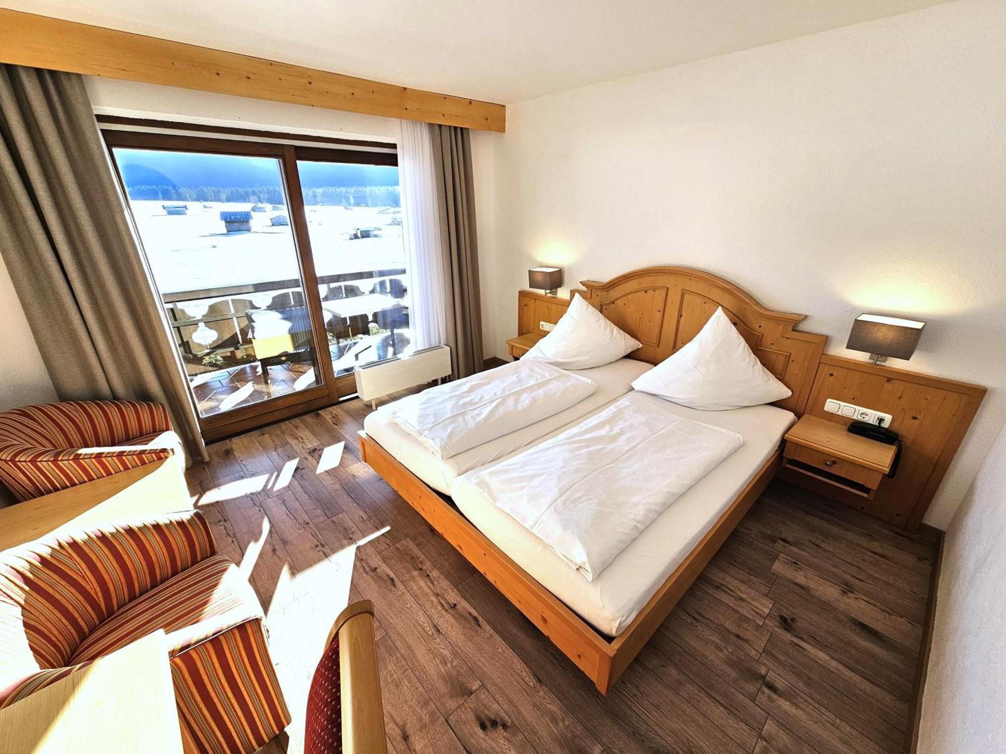 Hotel Cafe Fuggerhof โอเบอร์สทดอร์ฟ ภายนอก รูปภาพ