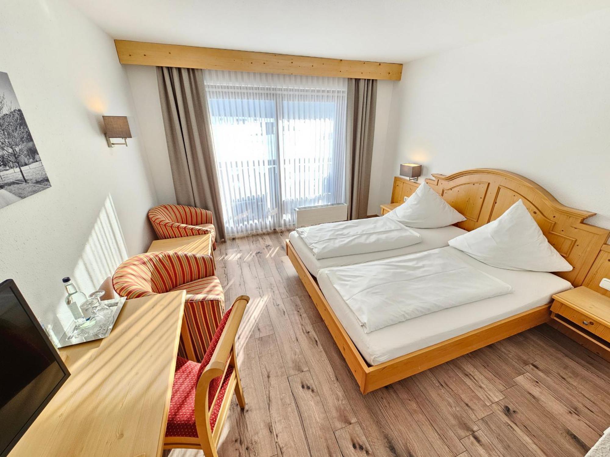 Hotel Cafe Fuggerhof โอเบอร์สทดอร์ฟ ภายนอก รูปภาพ