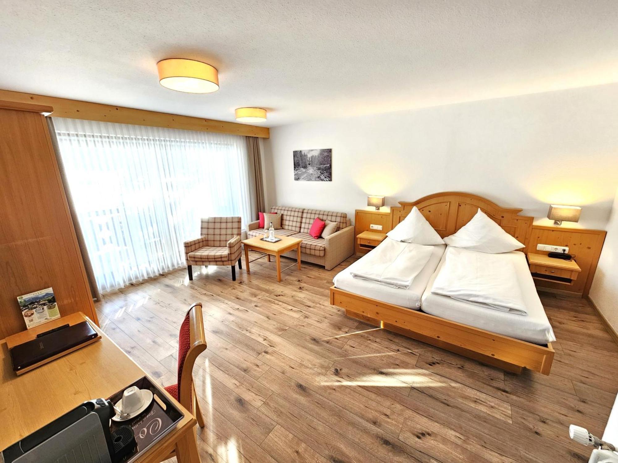 Hotel Cafe Fuggerhof โอเบอร์สทดอร์ฟ ภายนอก รูปภาพ